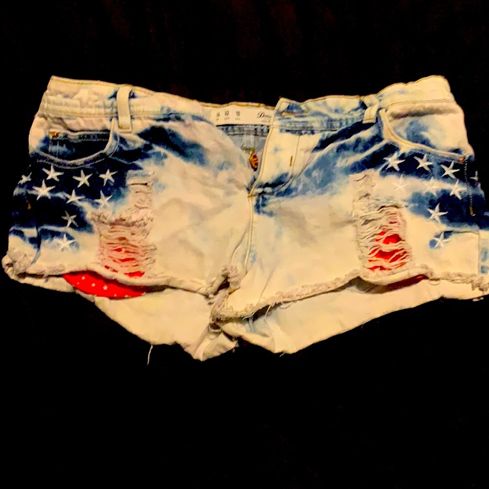 Short shorts